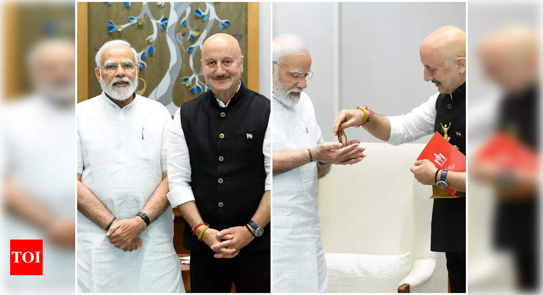 Anupam Kher meets PM Modi, shares social media post in his praise | Hindi Movie News