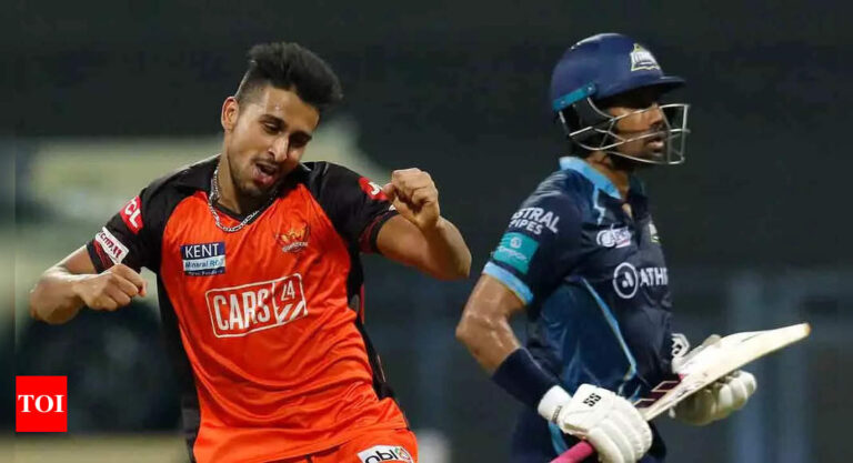 IPL 2022: WATCH - A 152.8kmph scorcher - How Umran Malik clean bowled a well-set Wriddhiman Saha in GT vs SRH match