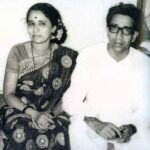 Bal Thackeray With His Wife